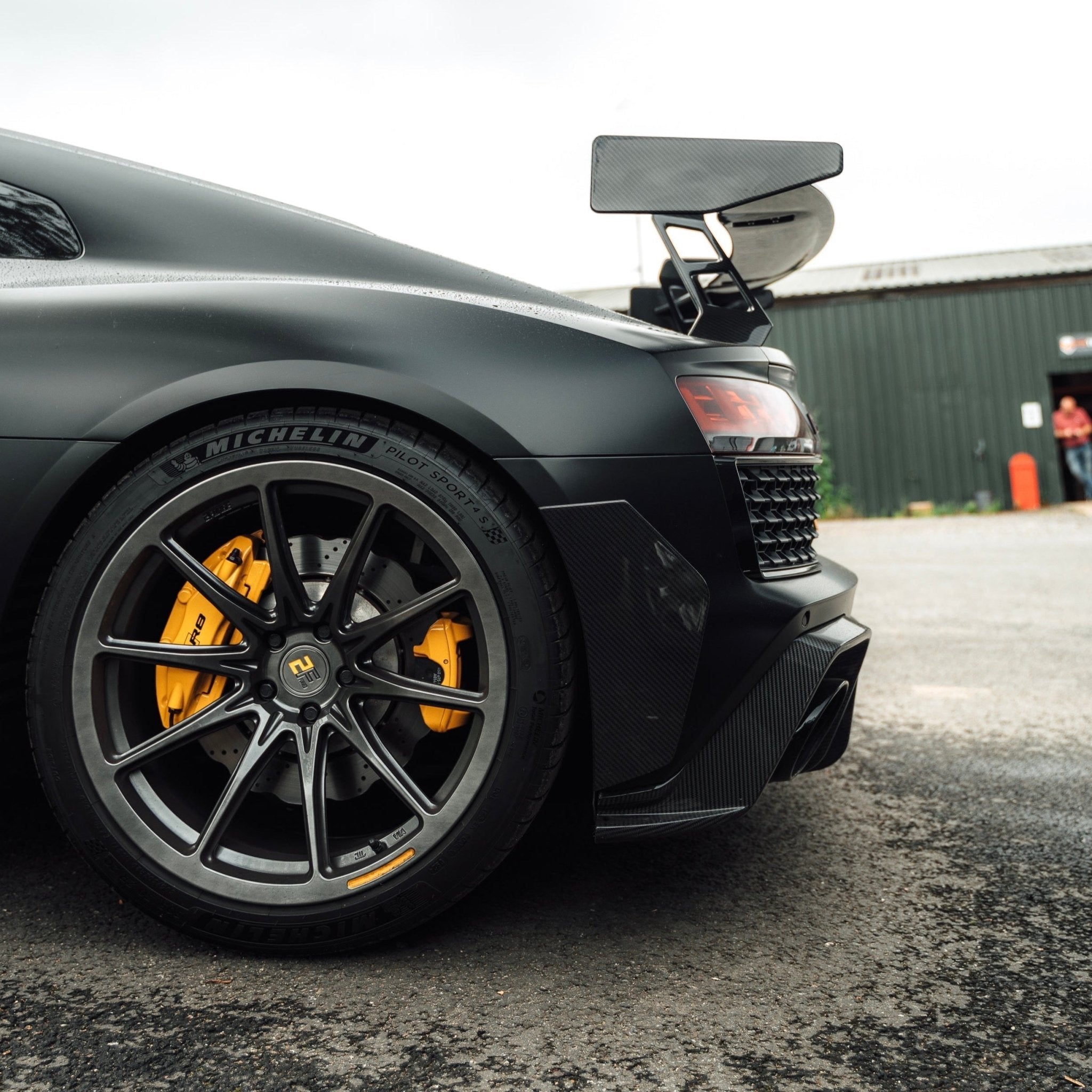 Audi R8 4S Facelift LCI Pre-Preg Carbon Fibre Rear Bumper Canards by FORM (2021-2024) - AUTOID® - Bumper Inserts & Trim - FORM Industries