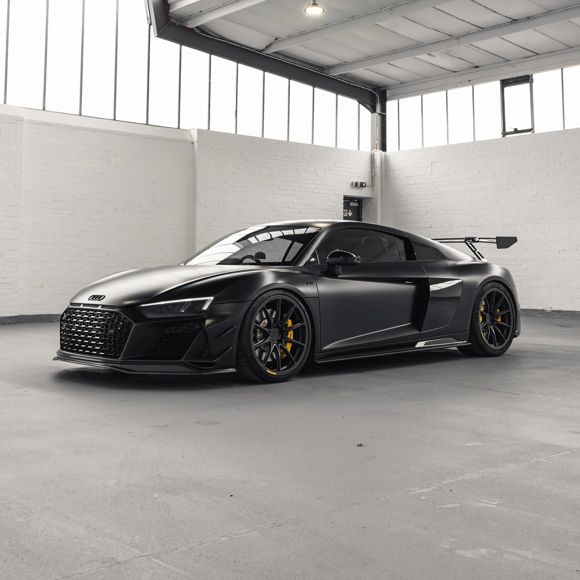 Audi R8 4S Facelift Pre-Preg Carbon Fibre Full Body Kit by FORM - AUTOID® - Styling Kit - FORM Industries