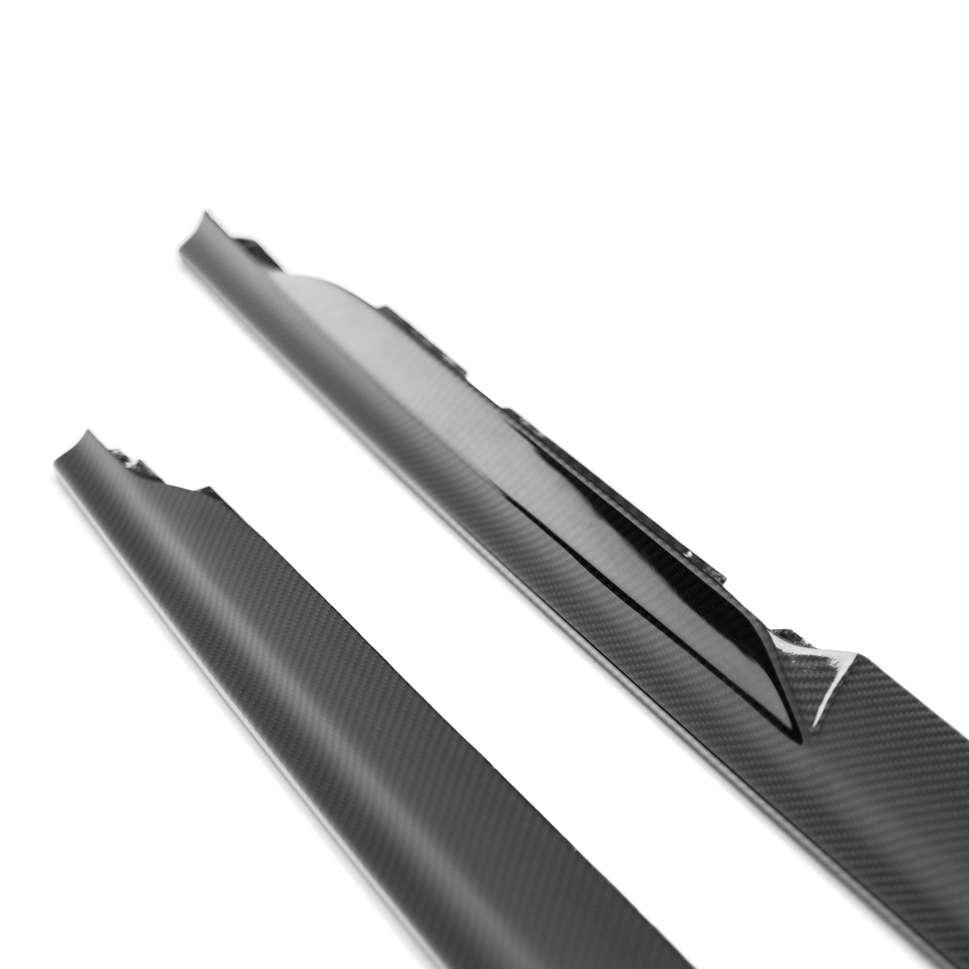Audi R8 4S Facelift Pre-Preg Carbon Fibre Side Skirts by FORM - AUTOID® - Side Skirts & Winglets - FORM Industries