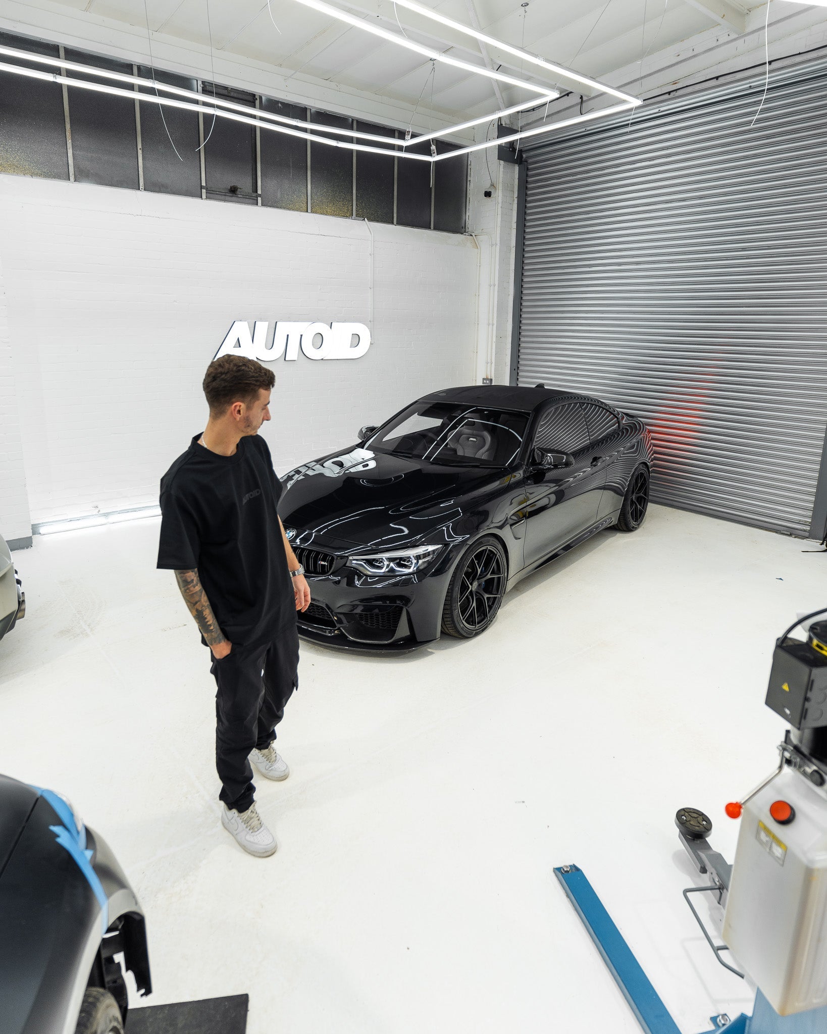 AUTOID Heavy Logo Tee - Black Out - AUTOID® - T-Shirts - AUTOID
