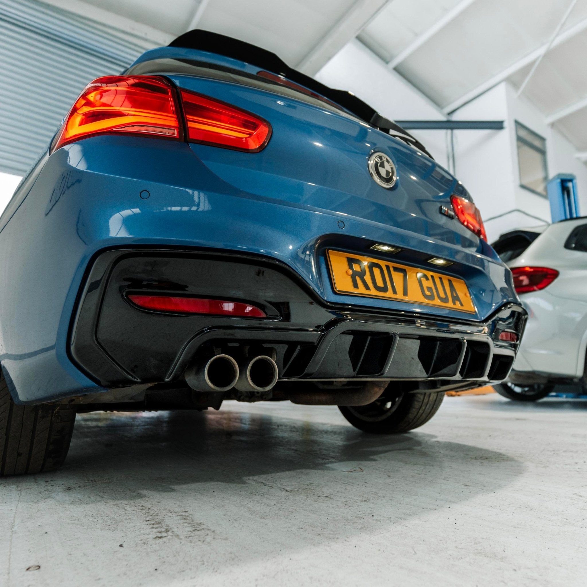 BMW 1 Series M Sport F20 F21 LCI Single Exit (118i 120i 120d 125i) EVO - 1 Gloss Black Rear Diffuser by ZAERO (2015 - 2019) - AUTOID - Rear Diffusers - Zaero Design