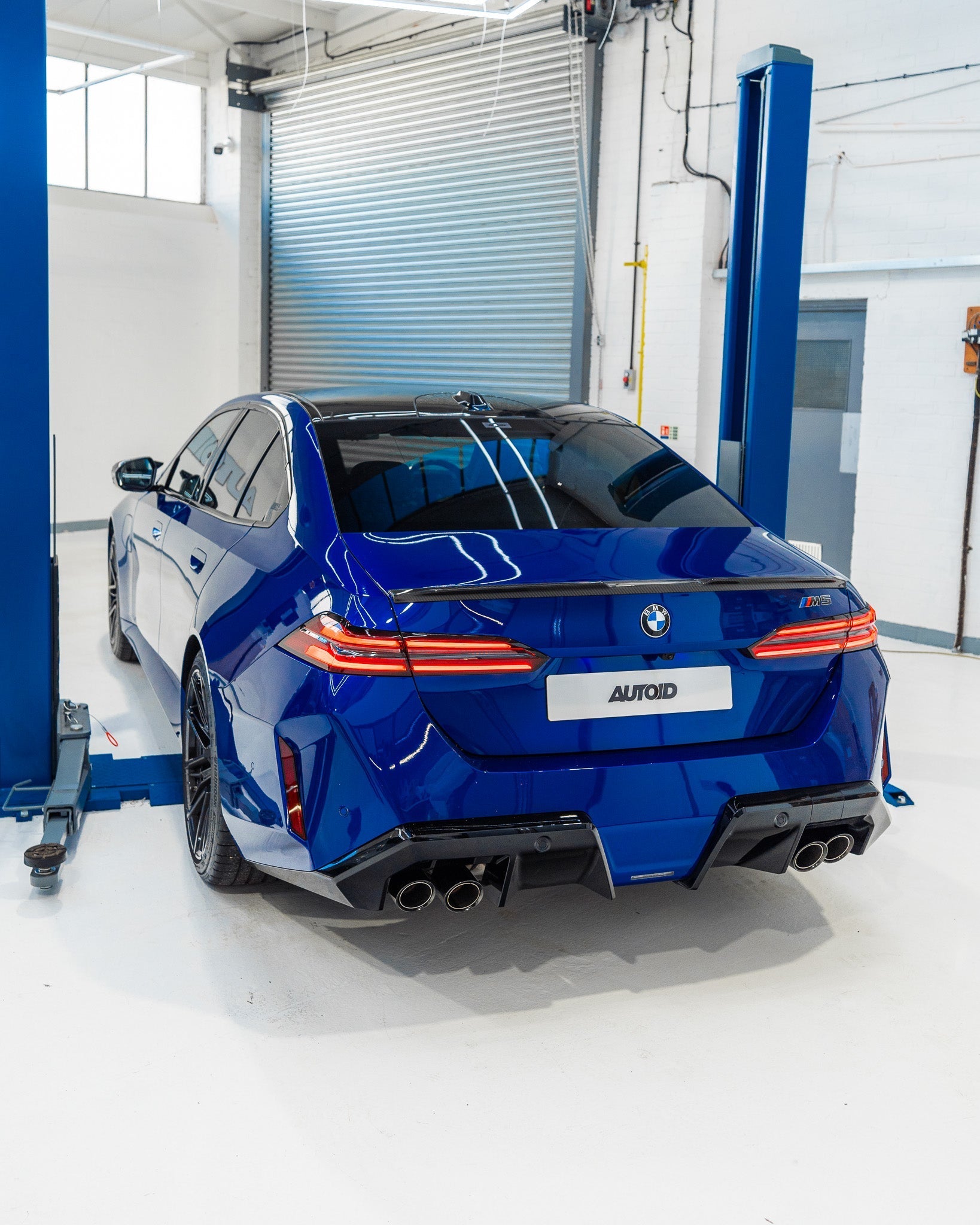 BMW 5 Series G60 & M5 G90 Pre-Preg Carbon Fibre Rear Spoiler by FORM (2024+) - AUTOID® - Rear Spoilers - FORM Industries