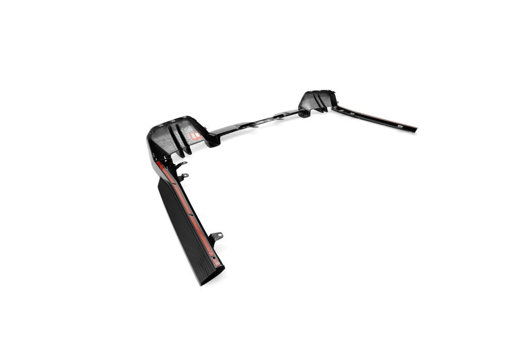 BMW 5 Series & i5 G60 G61 Pre-Preg Carbon Fibre Rear Diffuser by FORM (2024+) - AUTOID® - Rear Spoilers - FORM Industries