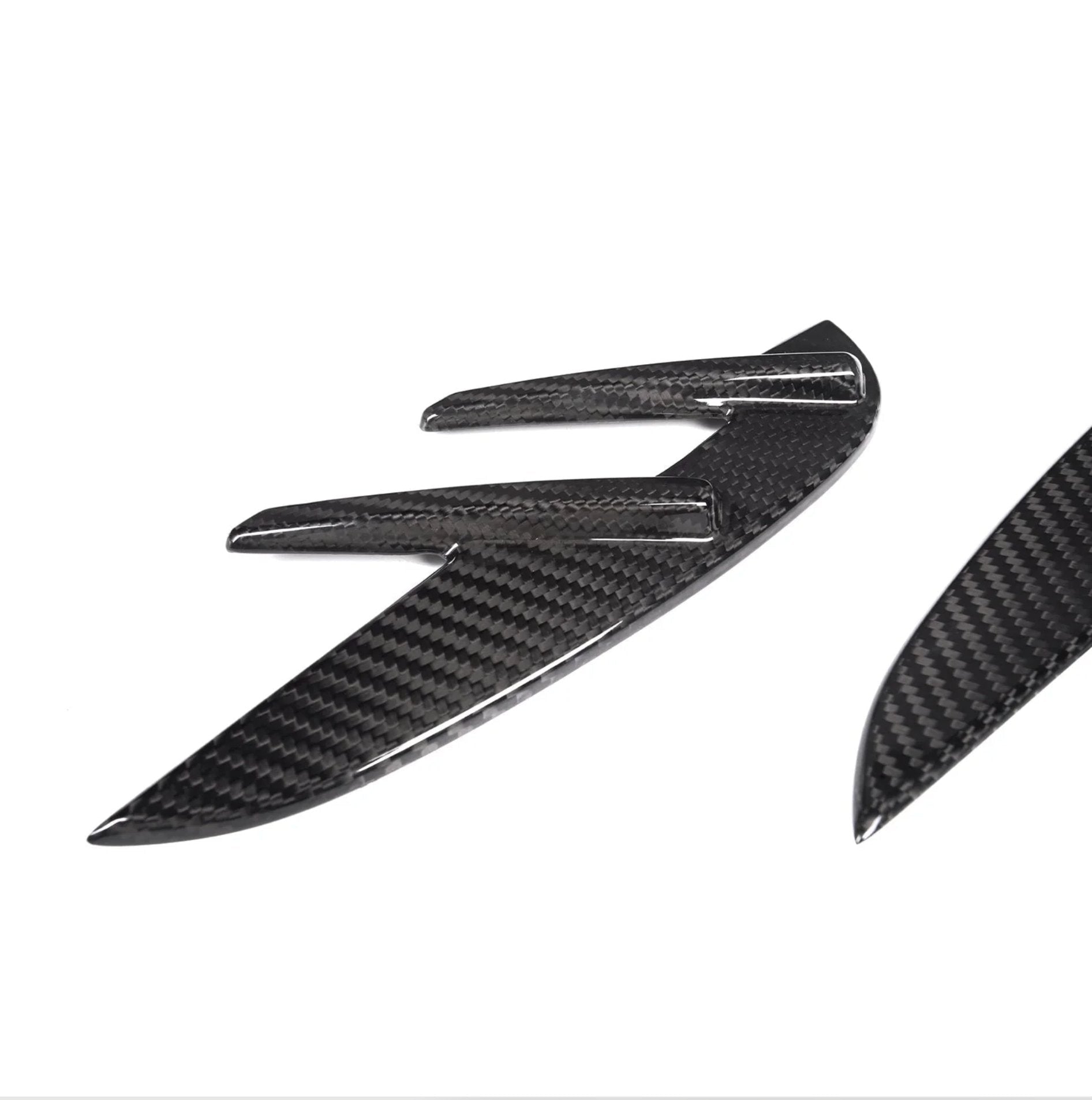 BMW G80 G81 M3 & G82 G83 M4 Pre-Preg Carbon Fibre Side Fender Trim Covers by FORM (2021+) - AUTOID® - Fender Trim - FORM Industries