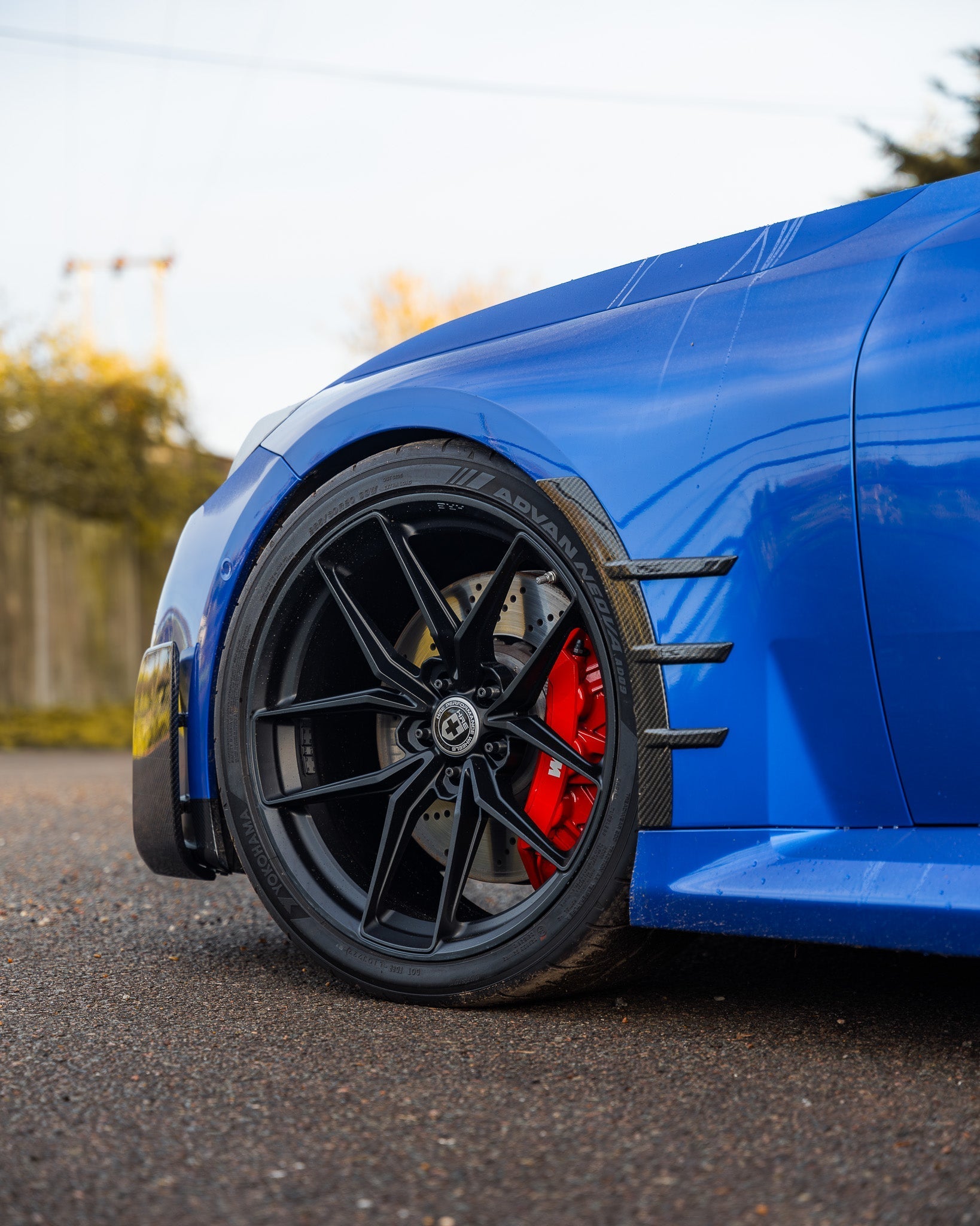 BMW M2 G87 Pre-Preg Carbon Fibre Front Side Fender Trim Spats by FORM (2023+) - AUTOID® - Fender Trim - FORM Industries
