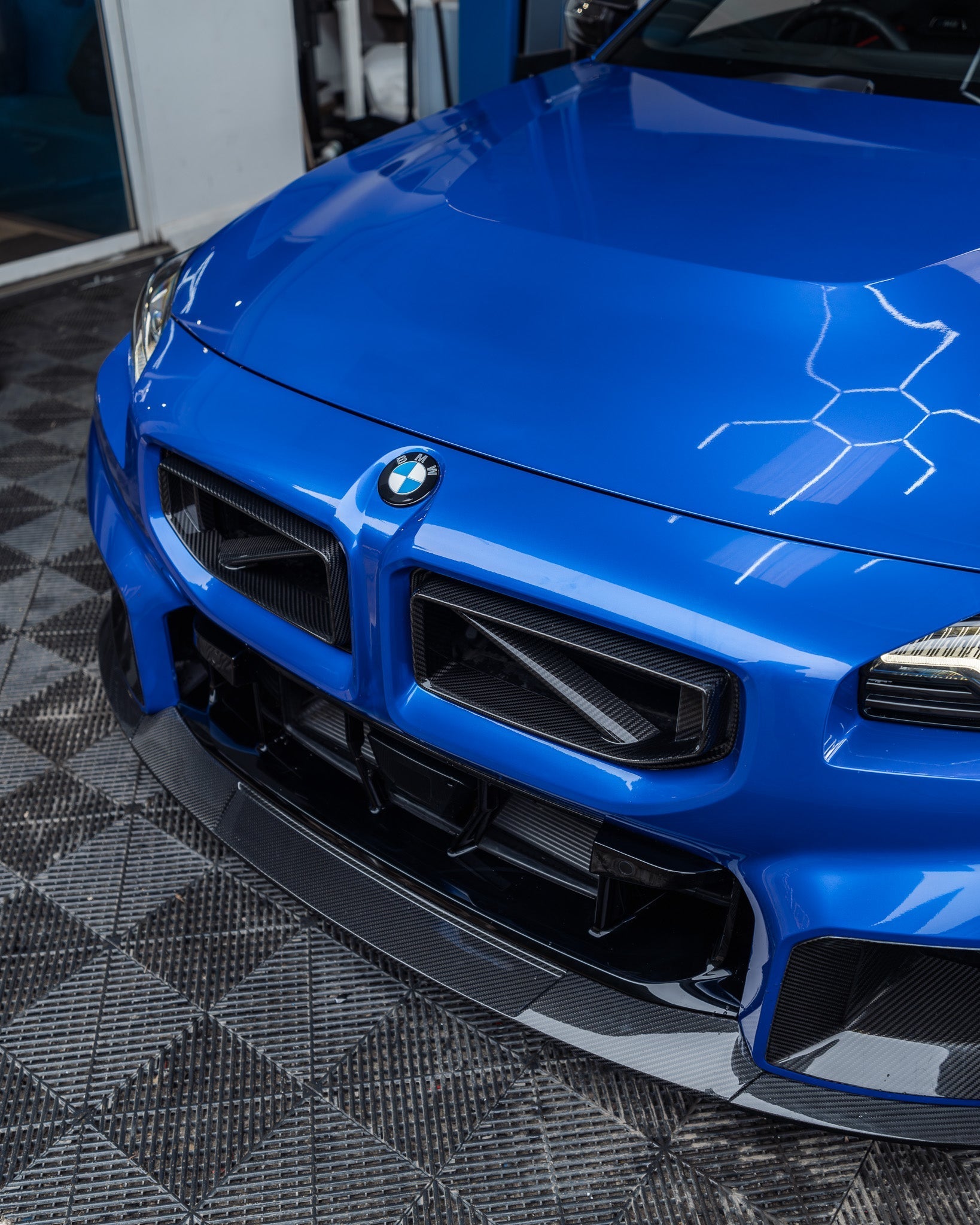 BMW M2 G87 Pre-Preg Performance Carbon Fibre Front Grilles by FORM (2023+) - AUTOID® - Front Grille - FORM Industries