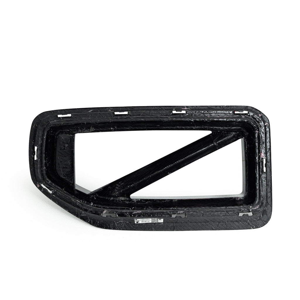 BMW M2 G87 Pre-Preg Performance Carbon Fibre Front Grilles by FORM (2023+) - AUTOID® - Front Grille - FORM Industries