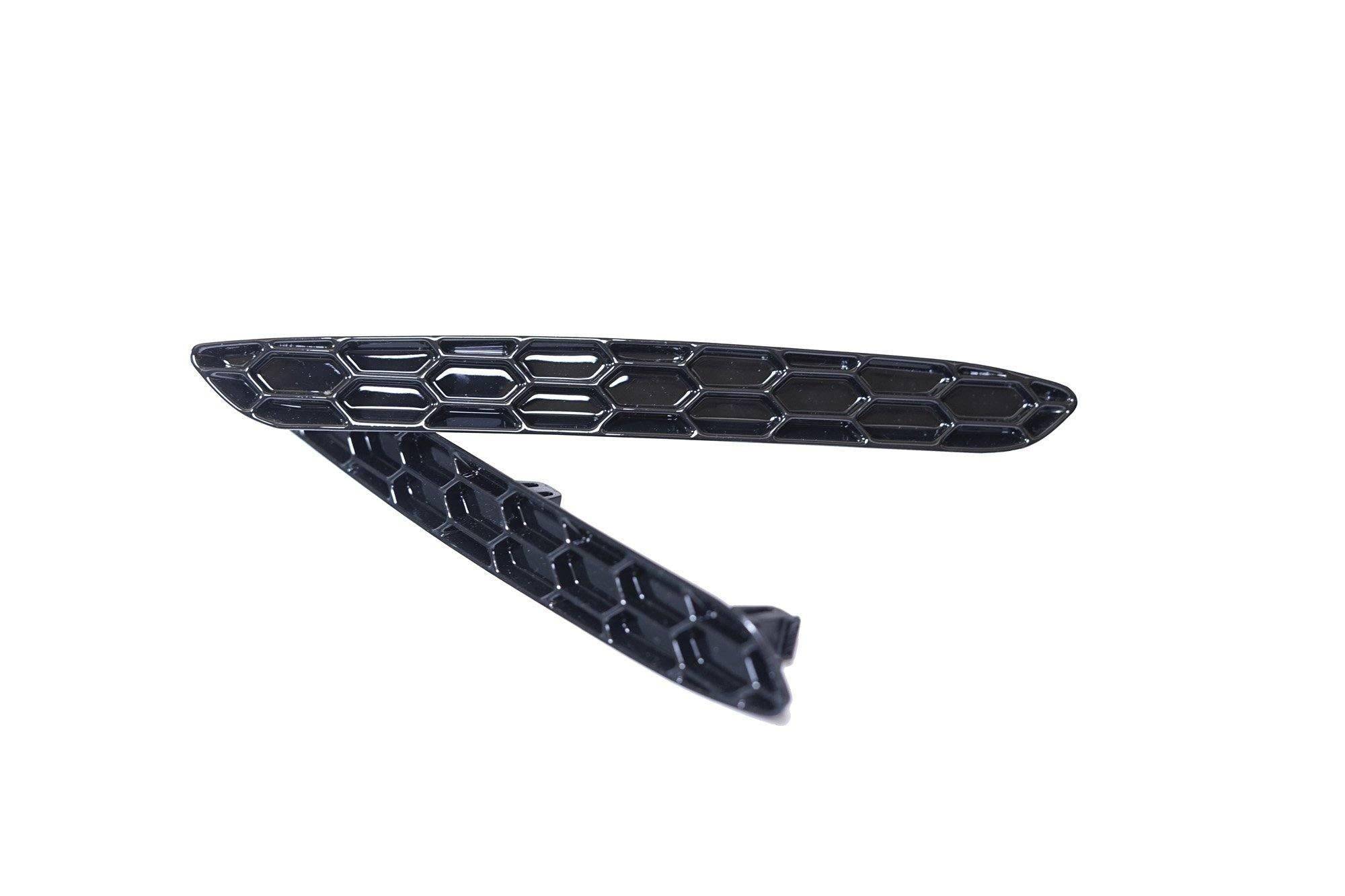 BMW M2 & M2 Competition F87 Honeycomb Rear Reflector Delete by Acexxon (2015-2021) - AUTOID® - Reflector Inserts & Overlays - Acexxon Motorsports