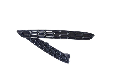 BMW M2 & M2 Competition F87 Honeycomb Rear Reflector Delete by Acexxon (2015-2021) - AUTOID® - Reflector Inserts & Overlays - Acexxon Motorsports