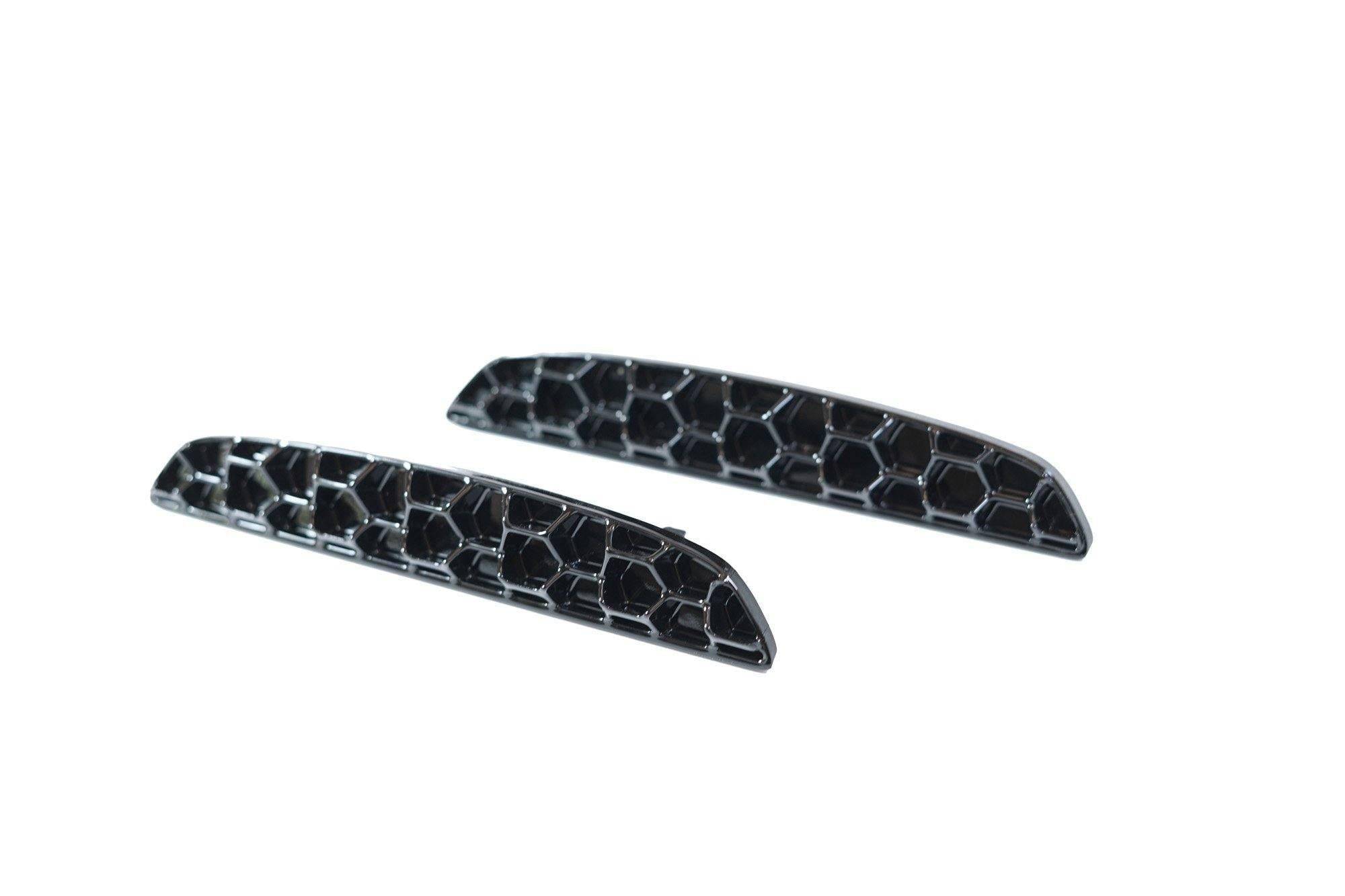 BMW M5 F90 Honeycomb Rear Reflector Deletes by Acexxon (2017-2023) - AUTOID® - Reflector Inserts & Overlays - Acexxon Motorsports