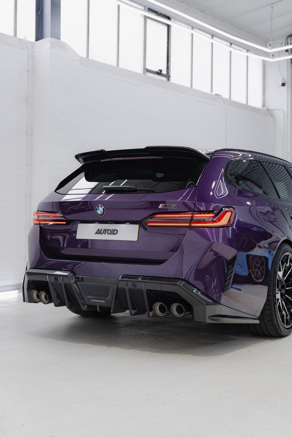 BMW M5 G90 G99 Pre-Preg Carbon Fibre PR-1 Rear Diffuser by TREVORA - AUTOID® - Rear Diffusers - TREVORA