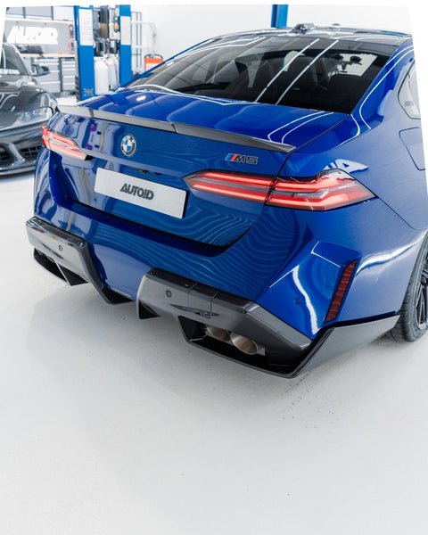 BMW M5 G90 G99 Pre-Preg Carbon Fibre Rear Diffuser by FORM (2024+) - AUTOID® - Rear Diffusers - FORM Industries