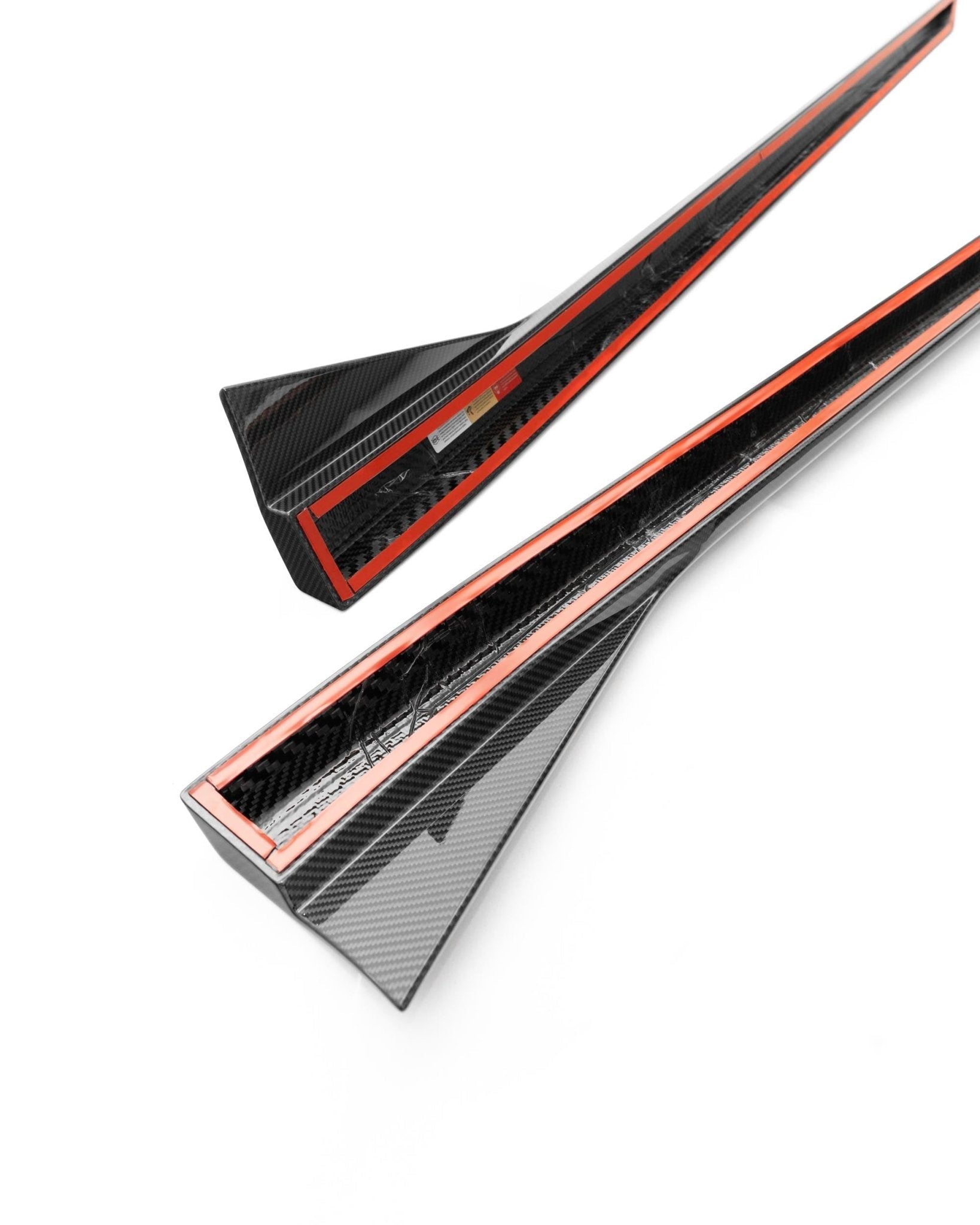 BMW M5 G90 G99 Pre-Preg Carbon Fibre Side Skirts by FORM (2024+) - AUTOID® - Side Skirts & Winglets - FORM Industries