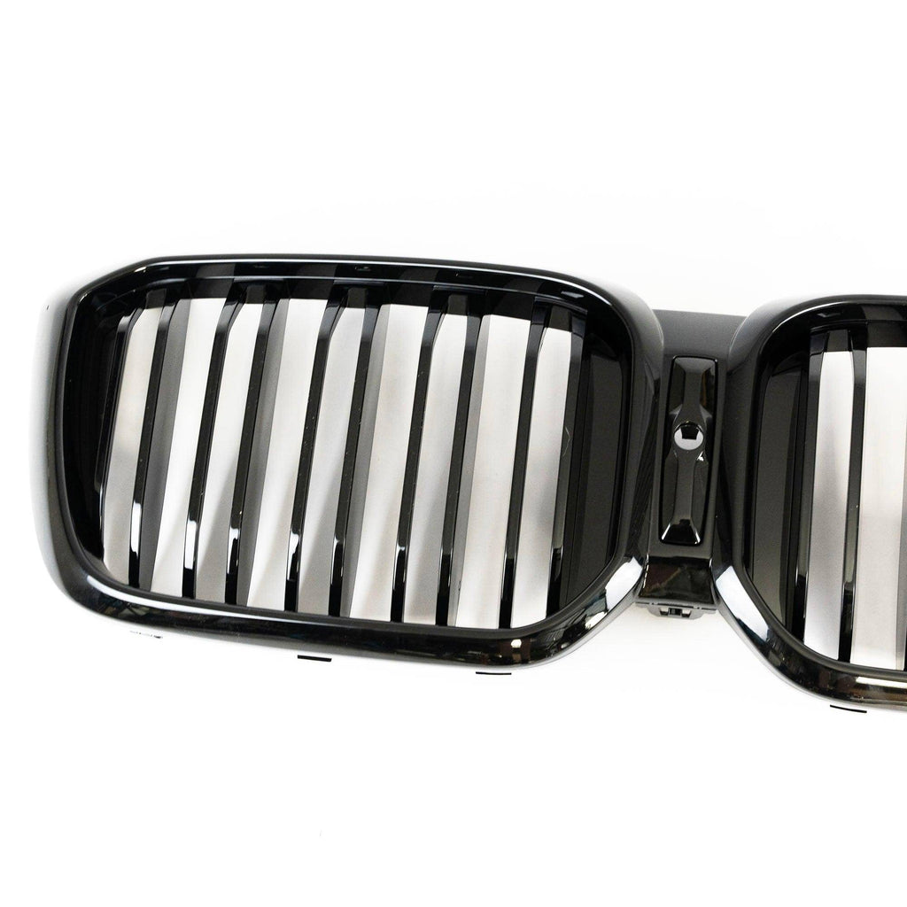 BMW X3 G01 LCI & X4 G02 LCI Gloss Black Kidney Grille by FORM (2021-2024) - AUTOID® - Front Grille - FORM Industries