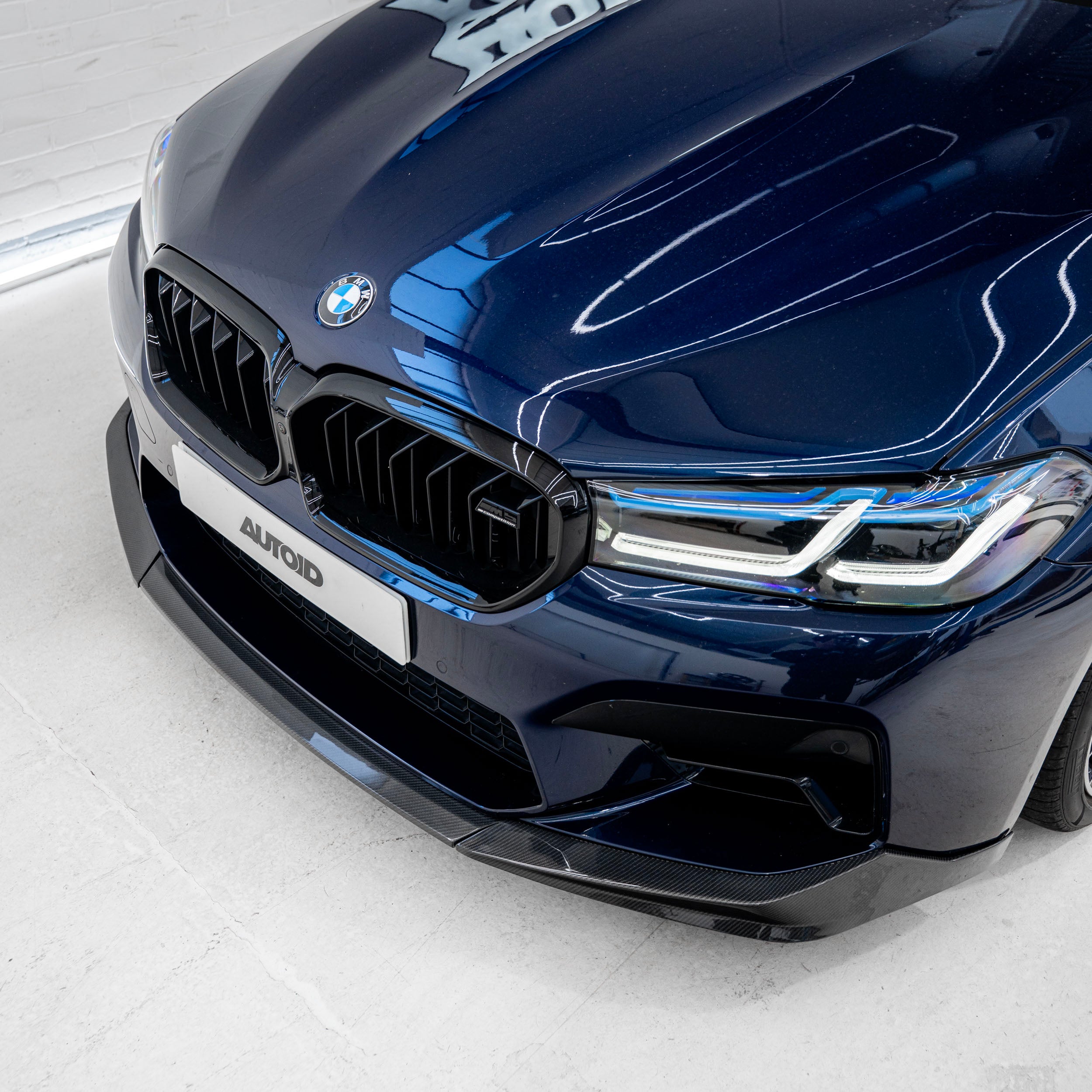 BMW M5 LCI F90 Pre-Preg Carbon Fibre Front Splitter by FORM (2020-2023)