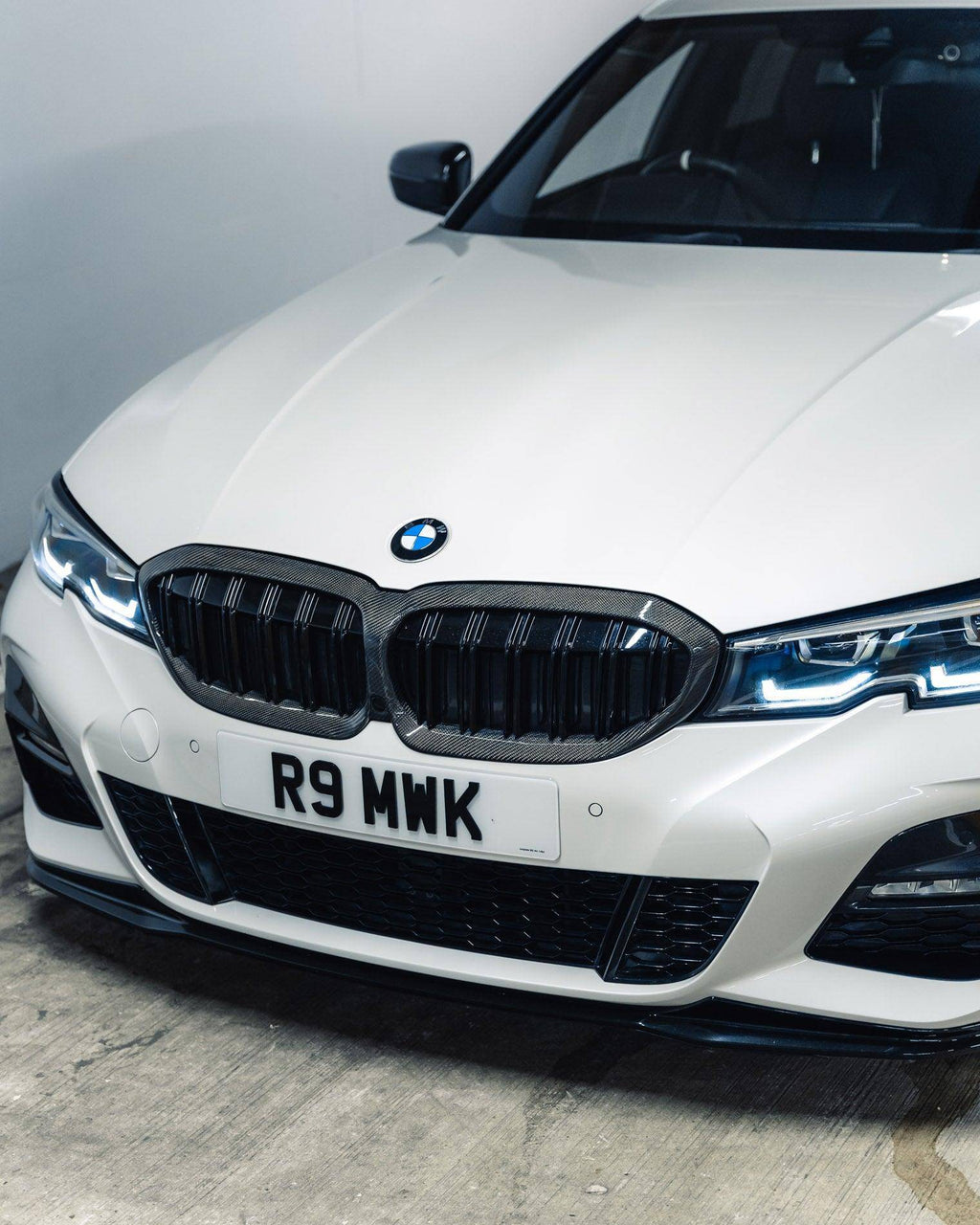 Carbon Fibre Double Slat Kidney Grilles for BMW 3 Series Pre-LCI by FORM (2019-2023, G20 G21) - AUTOID® - Front Grille - FORM Industries