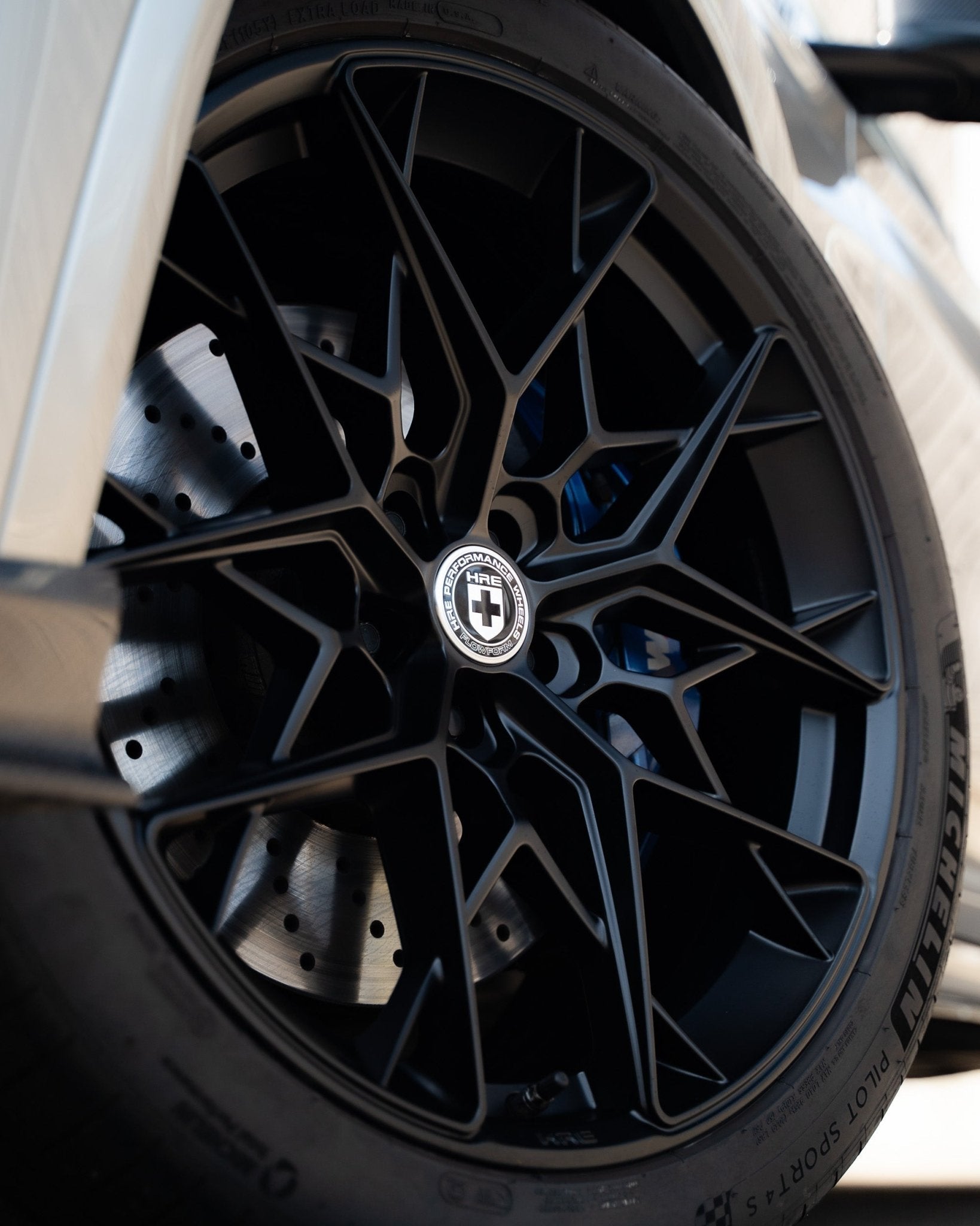 HRE FF10 Flowform Alloy Wheels Set of 4 - AUTOID® - Flow Forged Wheels - HRE Performance Wheels
