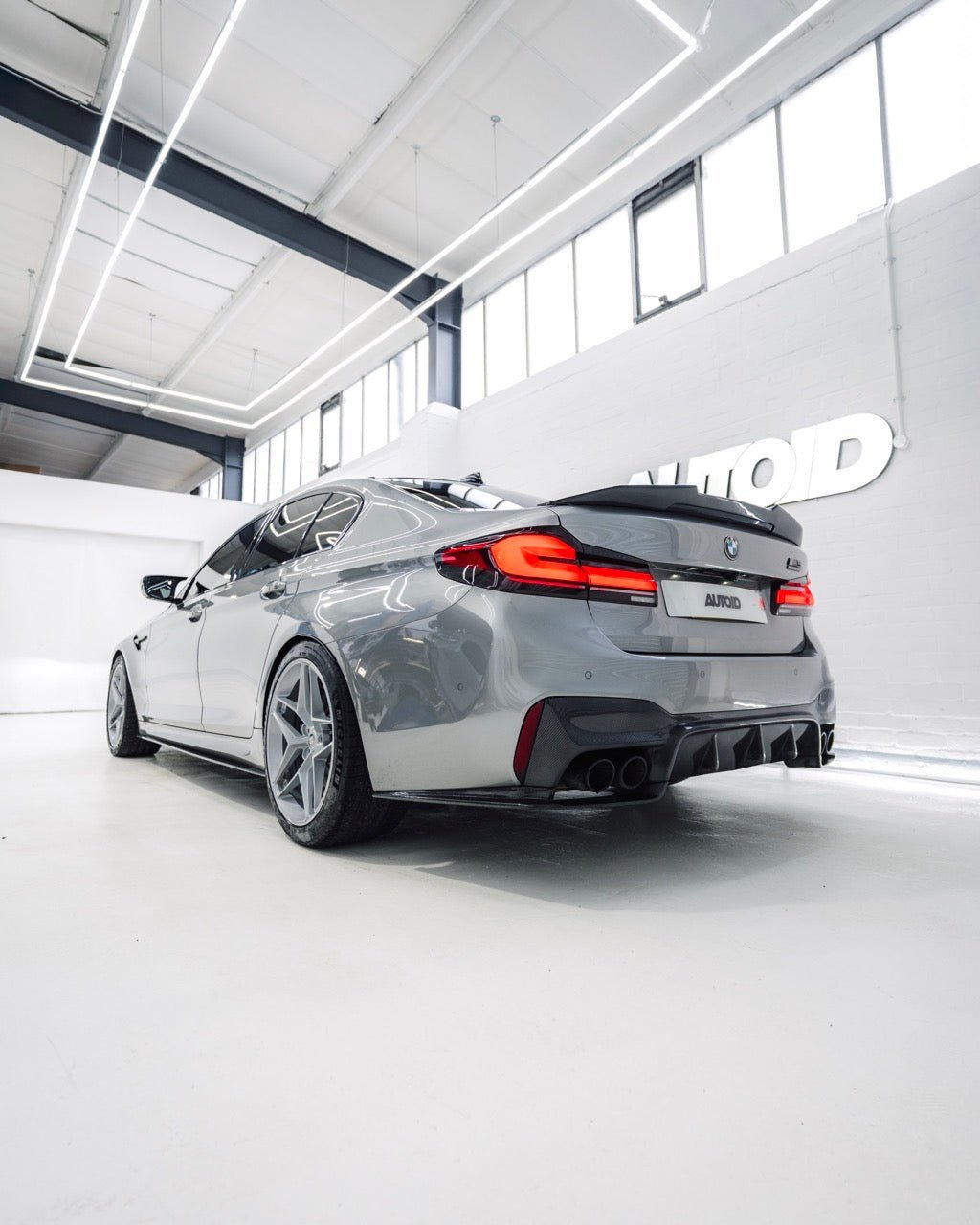 HRE FF11 Flowform Alloy Wheels Set of 4 - AUTOID® - Flow Forged Wheels - HRE Performance Wheels