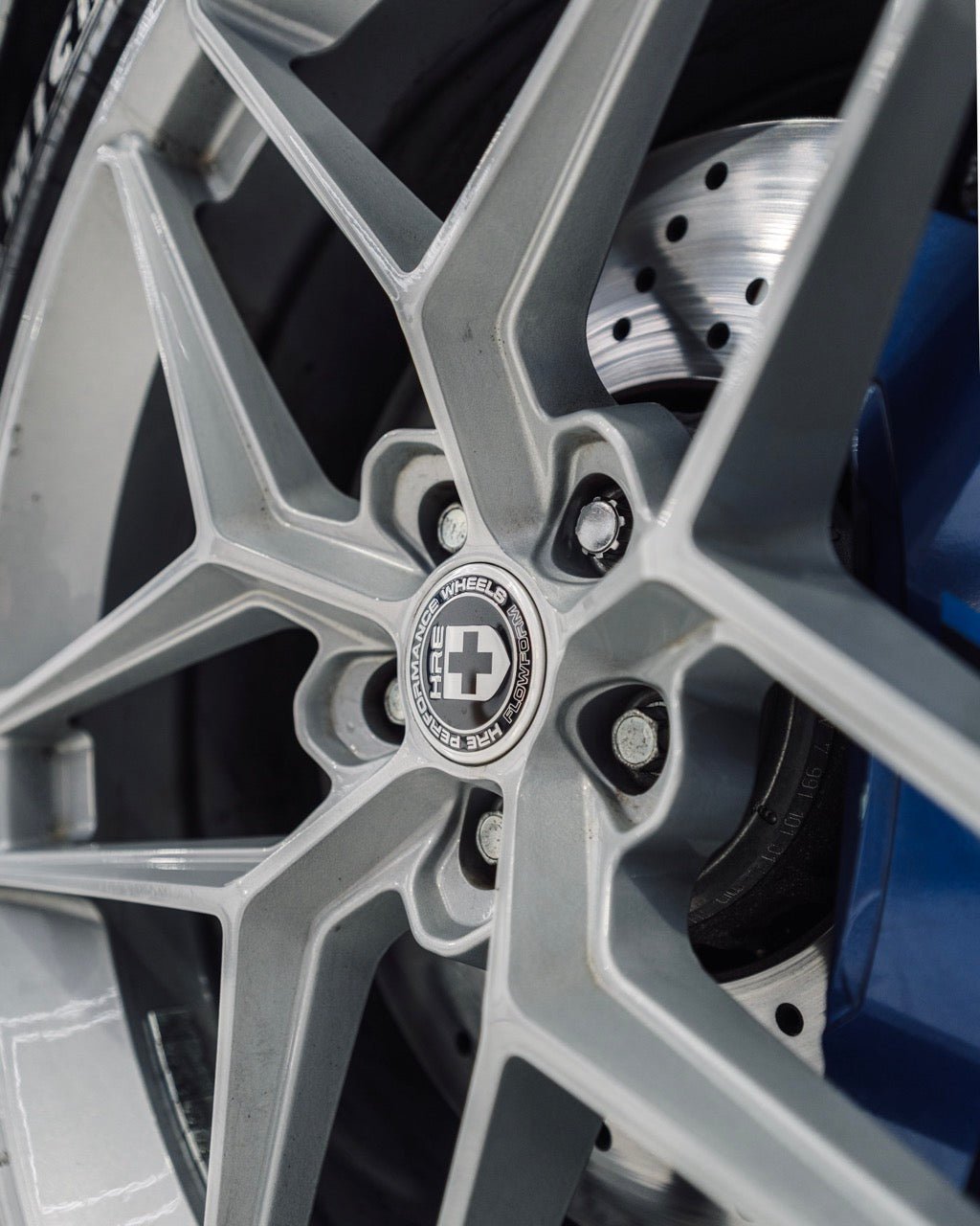 HRE FF11 Flowform Alloy Wheels Set of 4 - AUTOID® - Flow Forged Wheels - HRE Performance Wheels