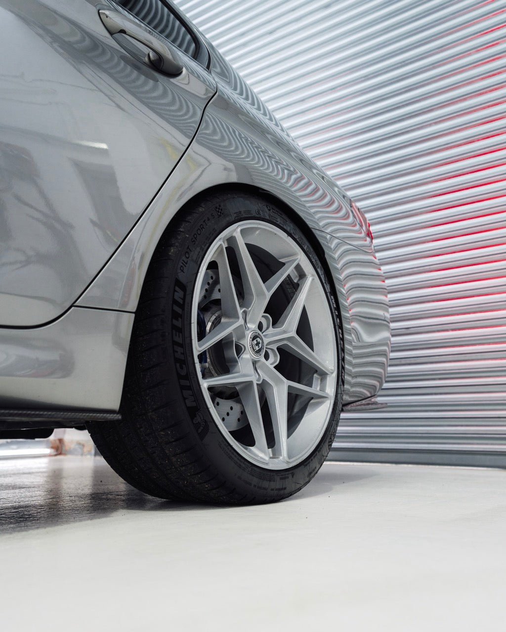 HRE FF11 Flowform Alloy Wheels Set of 4 - AUTOID® - Flow Forged Wheels - HRE Performance Wheels
