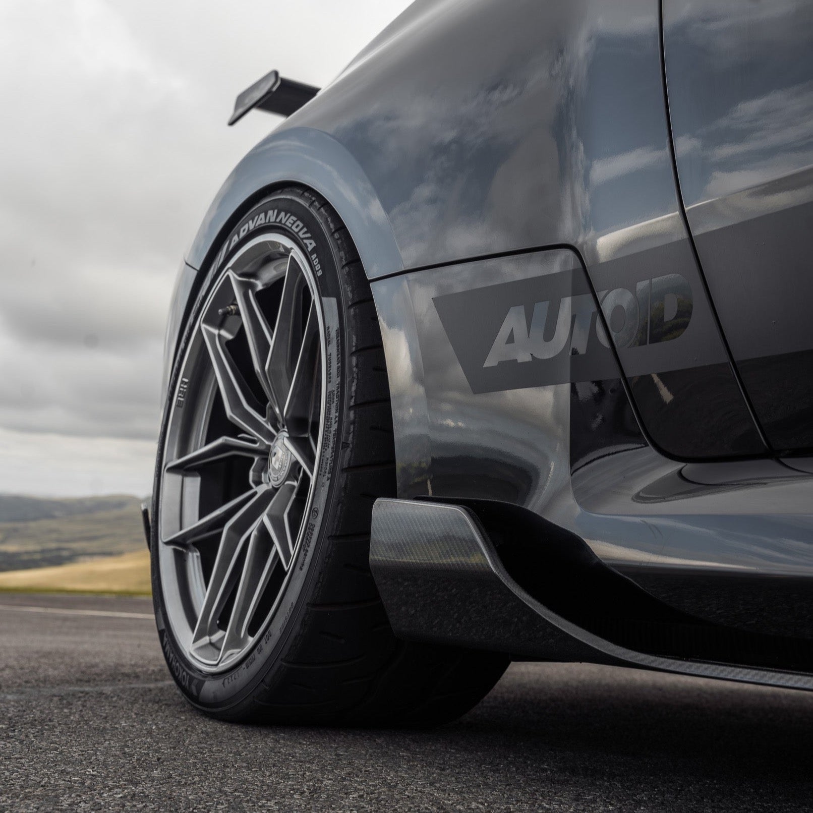 HRE FF21 Flowform Alloy Wheels Set of 4 - AUTOID® - Flow Forged Wheels - HRE Performance Wheels