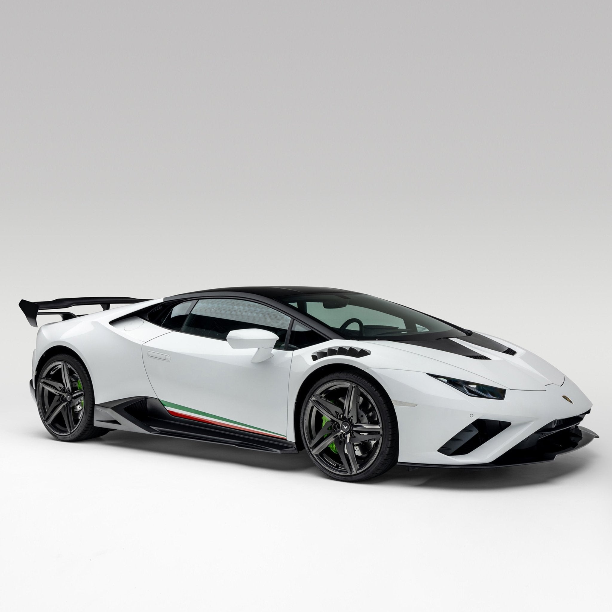 Lamborghini Huracan EVO Monza Edizione Side Blades by Vorsteiner - AUTOID - Side Skirts & Winglets - Vorsteiner