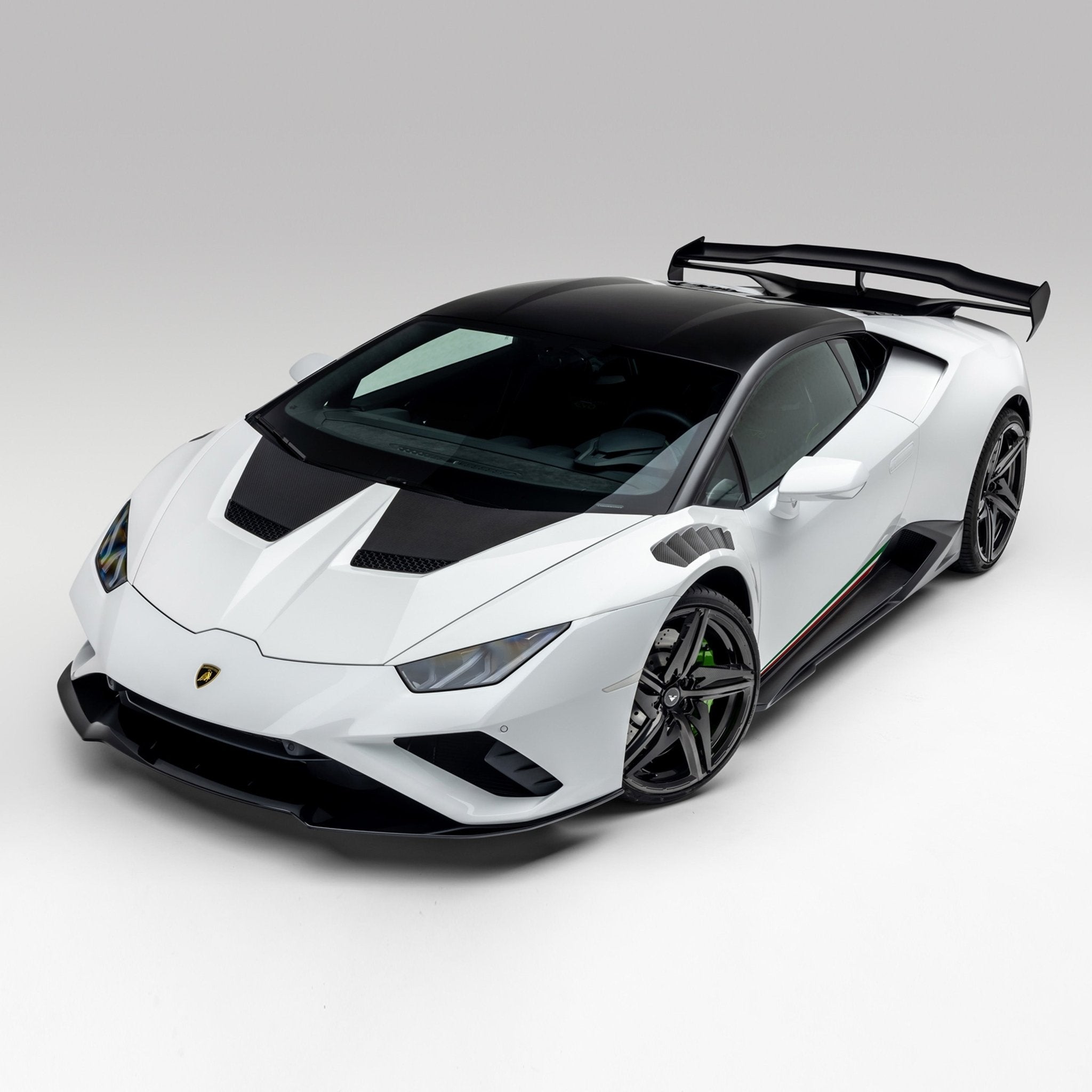 Lamborghini Huracan EVO Monza Edizione Side Blades by Vorsteiner - AUTOID - Side Skirts & Winglets - Vorsteiner