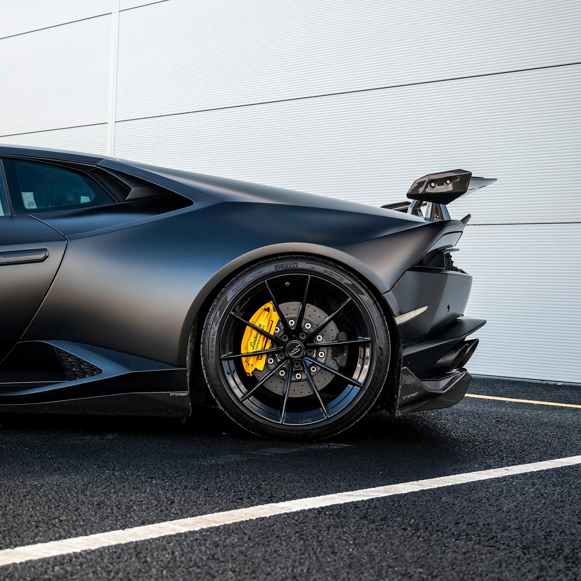 Lamborghini Huracan LP580, LP610 - 4 & Evo Pre - Preg Carbon Fibre Rear Spoiler Wing - AUTOID - Rear Wings - CT Design