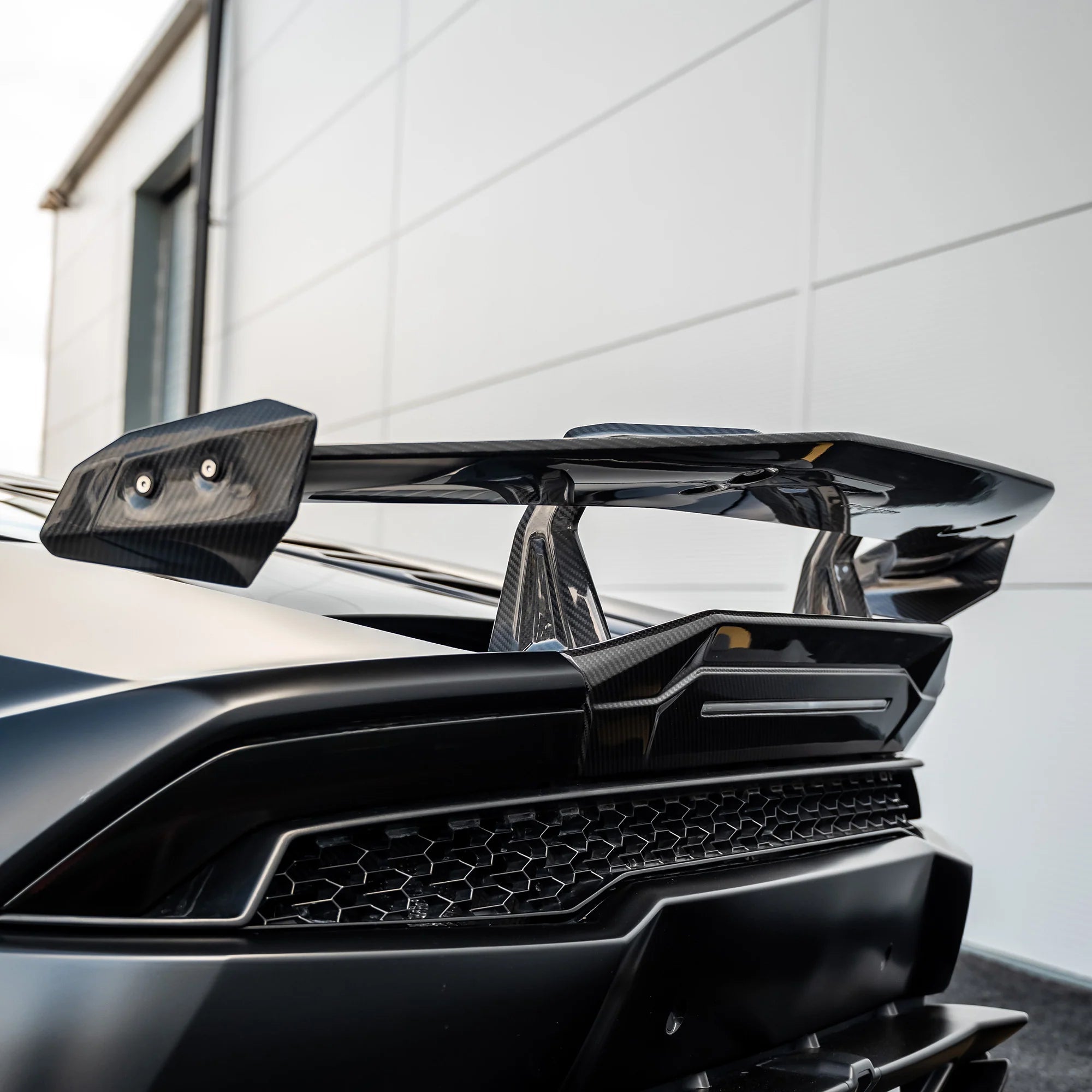 Lamborghini Huracan LP580, LP610-4 & Evo Pre-Preg Carbon Fibre Rear Spoiler Wing - AUTOID® - Rear Wings - CT Design