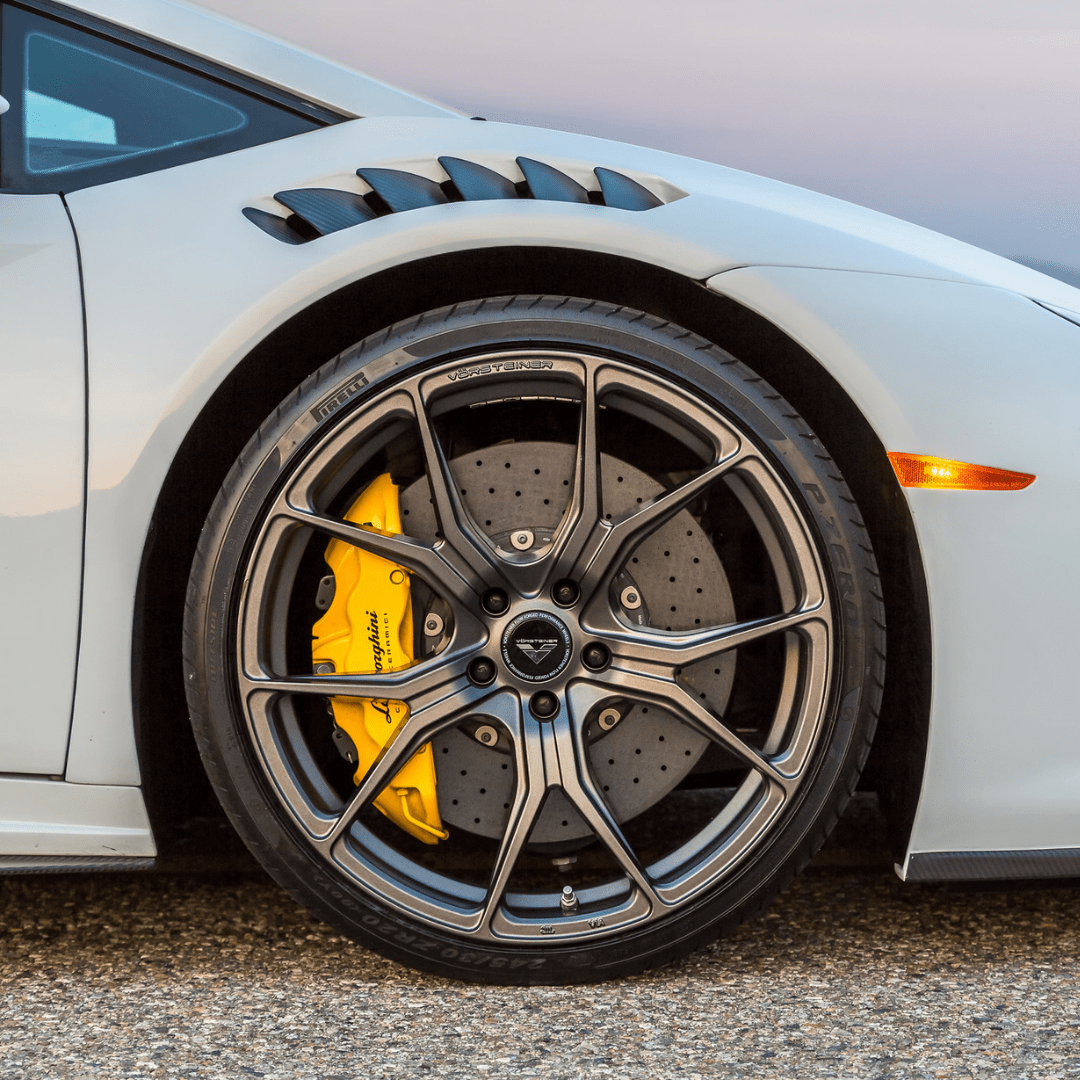 Lamborghini Huracán Novara Edizione Aero Front Fenders with Integrated Vents and Splash Shields by Vorsteiner - AUTOID - Fender Trim - Vorsteiner