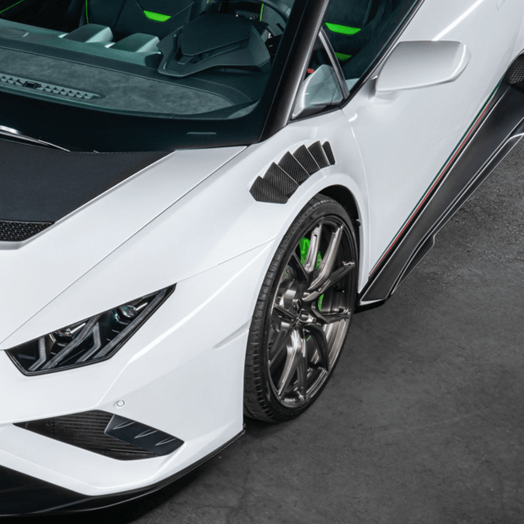 Lamborghini Huracán Novara Edizione Aero Front Fenders with Integrated Vents and Splash Shields by Vorsteiner - AUTOID® - Fender Trim - Vorsteiner