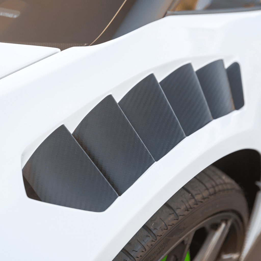 Lamborghini Huracán Novara Edizione Aero Front Fenders with Integrated Vents and Splash Shields by Vorsteiner - AUTOID® - Fender Trim - Vorsteiner