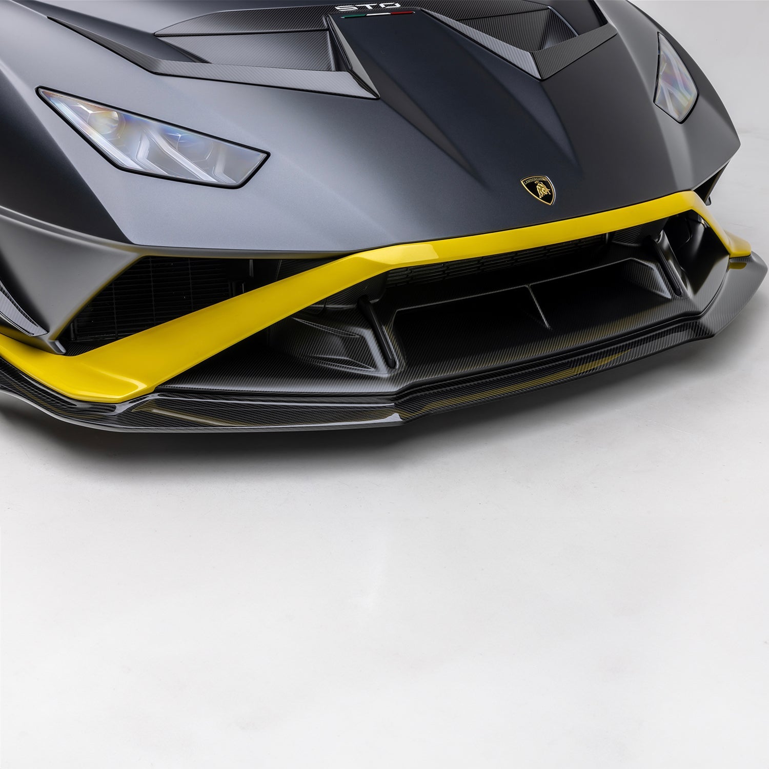 Lamborghini Huracan STO Aero Front Spoiler Carbon Fiber by Vorsteiner - AUTOID® - Front Lips & Splitters - Vorsteiner
