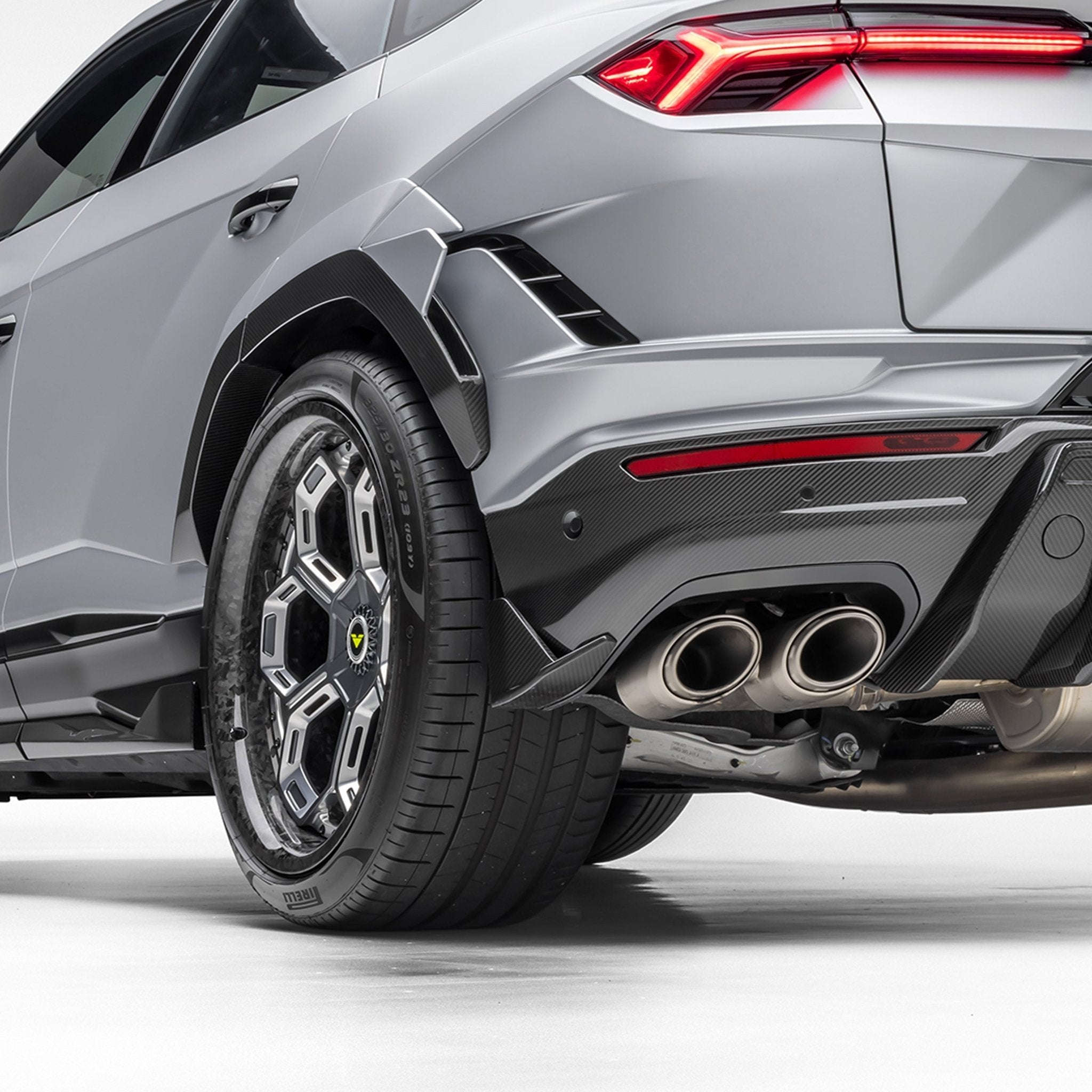 Lamborghini Urus Performante Edizione Aero Side Fins by Vorsteiner - AUTOID® - Bumper Inserts & Trim - Vorsteiner
