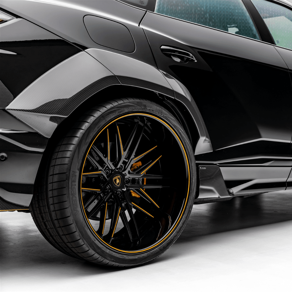 Lamborghini URUS Rampante Edizione Aero Fender Flares - AUTOID® - Fender Trim - Vorsteiner