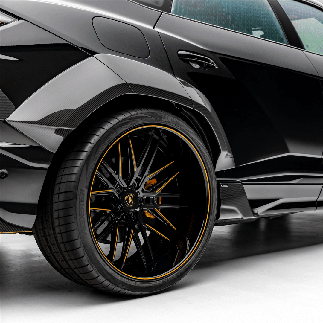 Lamborghini URUS Rampante Edizione Aero Fender Flares - AUTOID® - Fender Trim - Vorsteiner