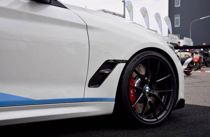 M Performance Side Panels for BMW M2 & M2 Competition (2015-2021, F87) - AUTOID® - Replacement Fenders - BMW M Performance