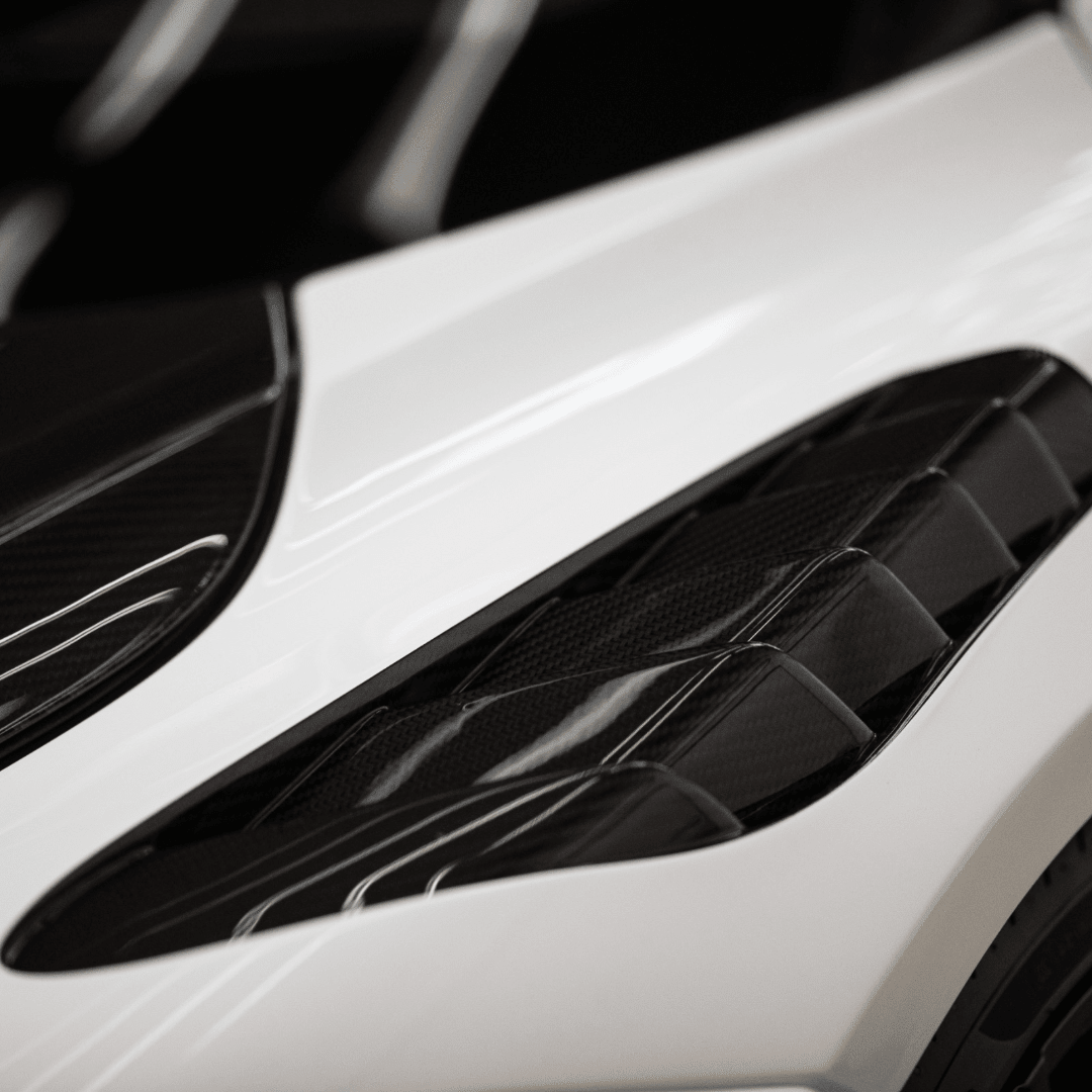 McLaren 720S Spyder Silverstone Edition Aero Front Fenders w/ Integrated Vents by Vorsteiner - AUTOID® - Replacement Fenders - Vorsteiner