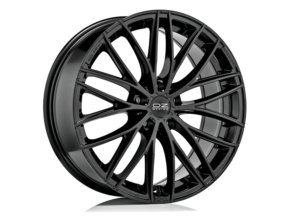 OZ Racing Italia 150 Alloy Wheel - AUTOID® - Flow Forged Wheels - OZ Racing