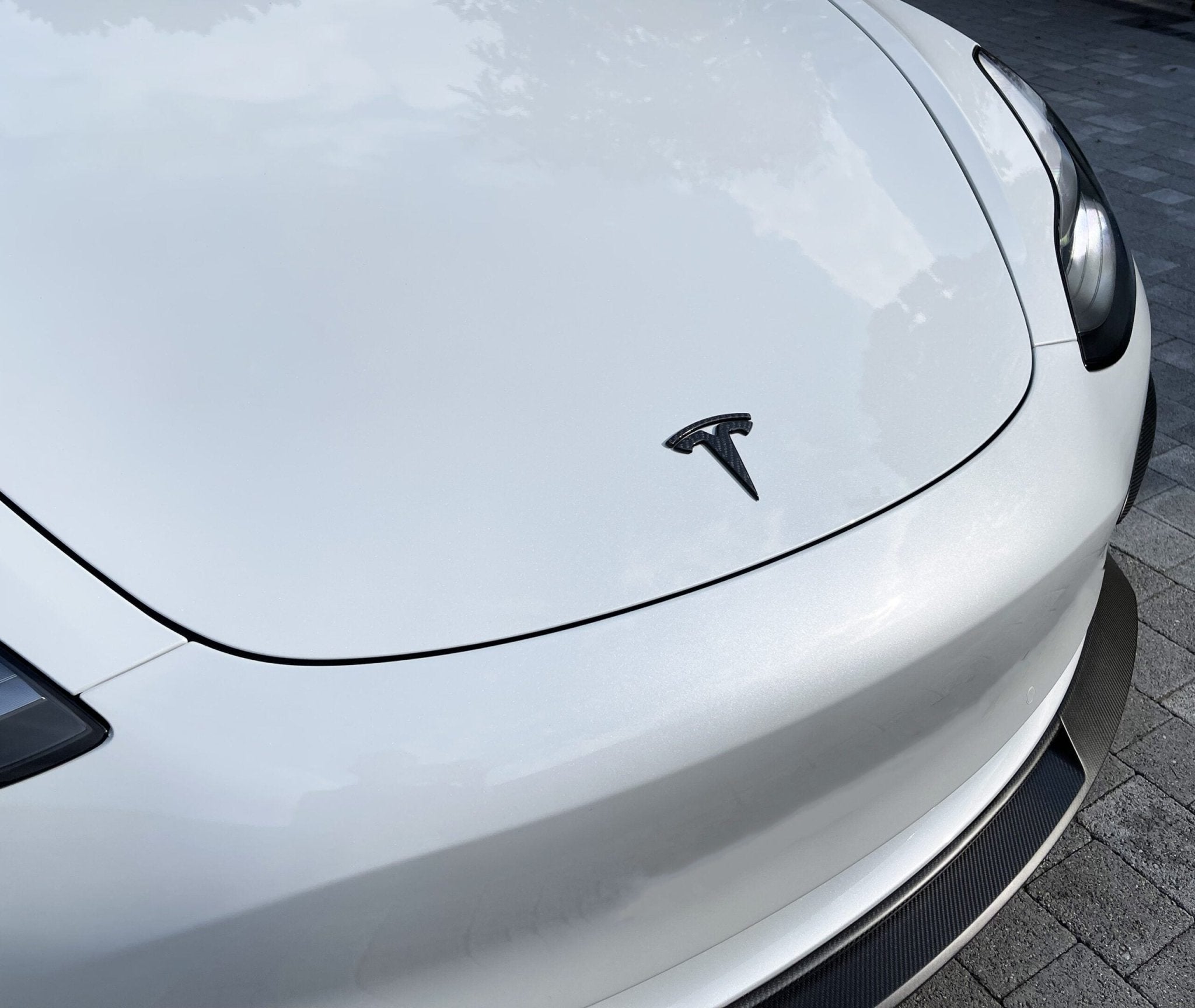 Tesla Model 3 & Model Y Gloss Black Front Bonnet Hood Badge - AUTOID - Model Badges - Essentials