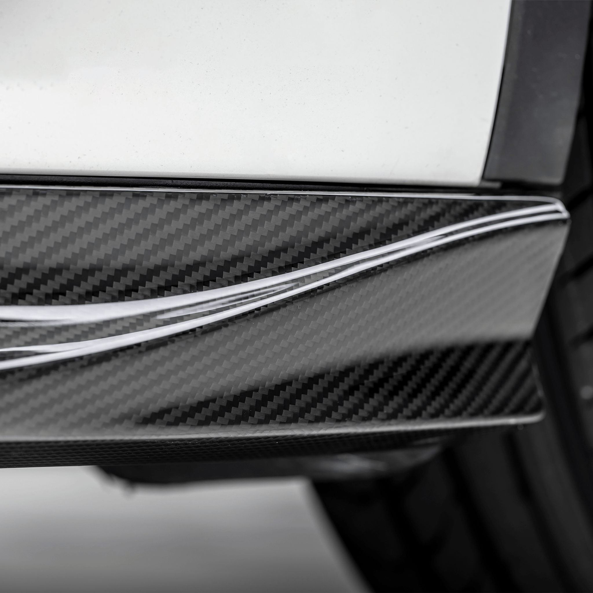 Tesla Model Y Aero Side Skirts by Vorsteiner - AUTOID - Side Skirts & Winglets - Vorsteiner