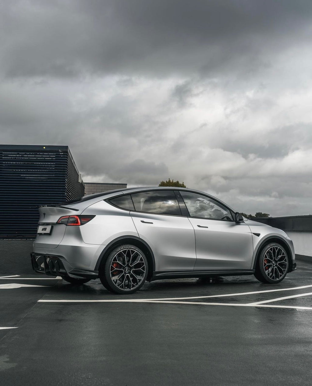 Tesla Model Y Pre-Preg Carbon Fibre Rear Spoiler by Adro (2020+) - AUTOID® - Rear Spoilers - Adro