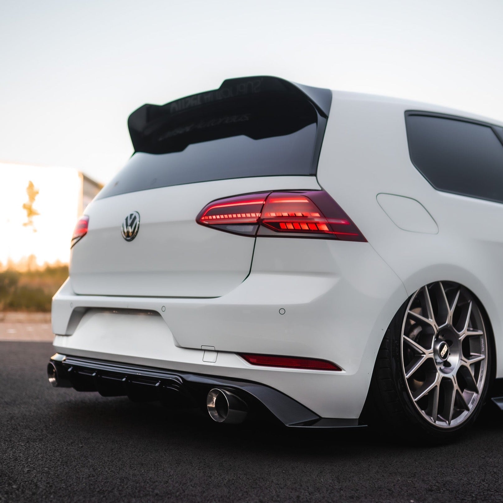 VW Golf GTI Mk7.5 Gloss Black Body Kit by ZAERO (2017-2020) - AUTOID® - Styling Kit - Zaero Design