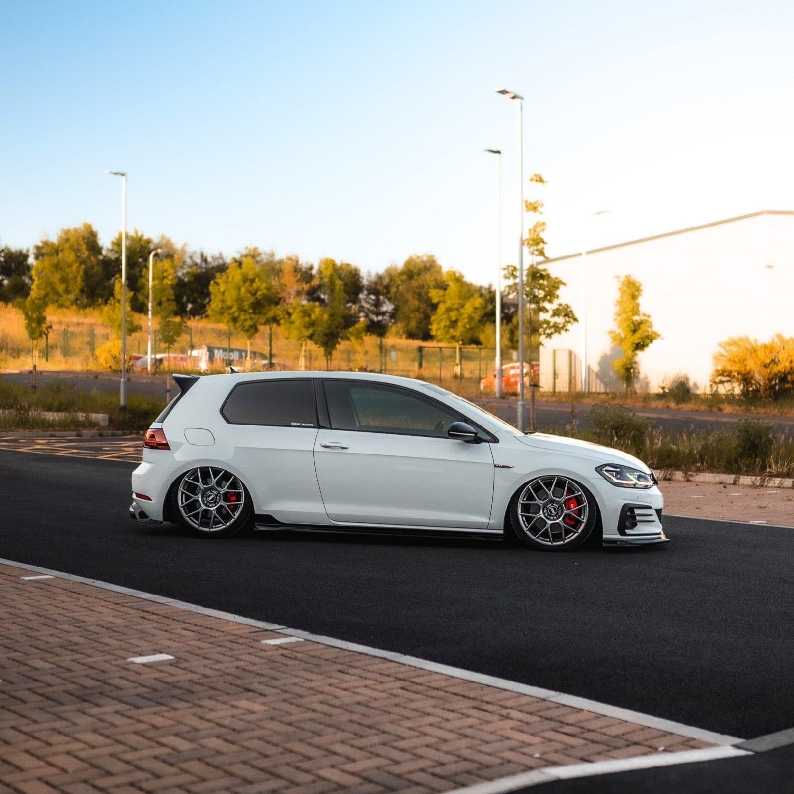 VW Golf GTI Mk7.5 Gloss Black Body Kit by ZAERO (2017-2020) - AUTOID® - Styling Kit - Zaero Design