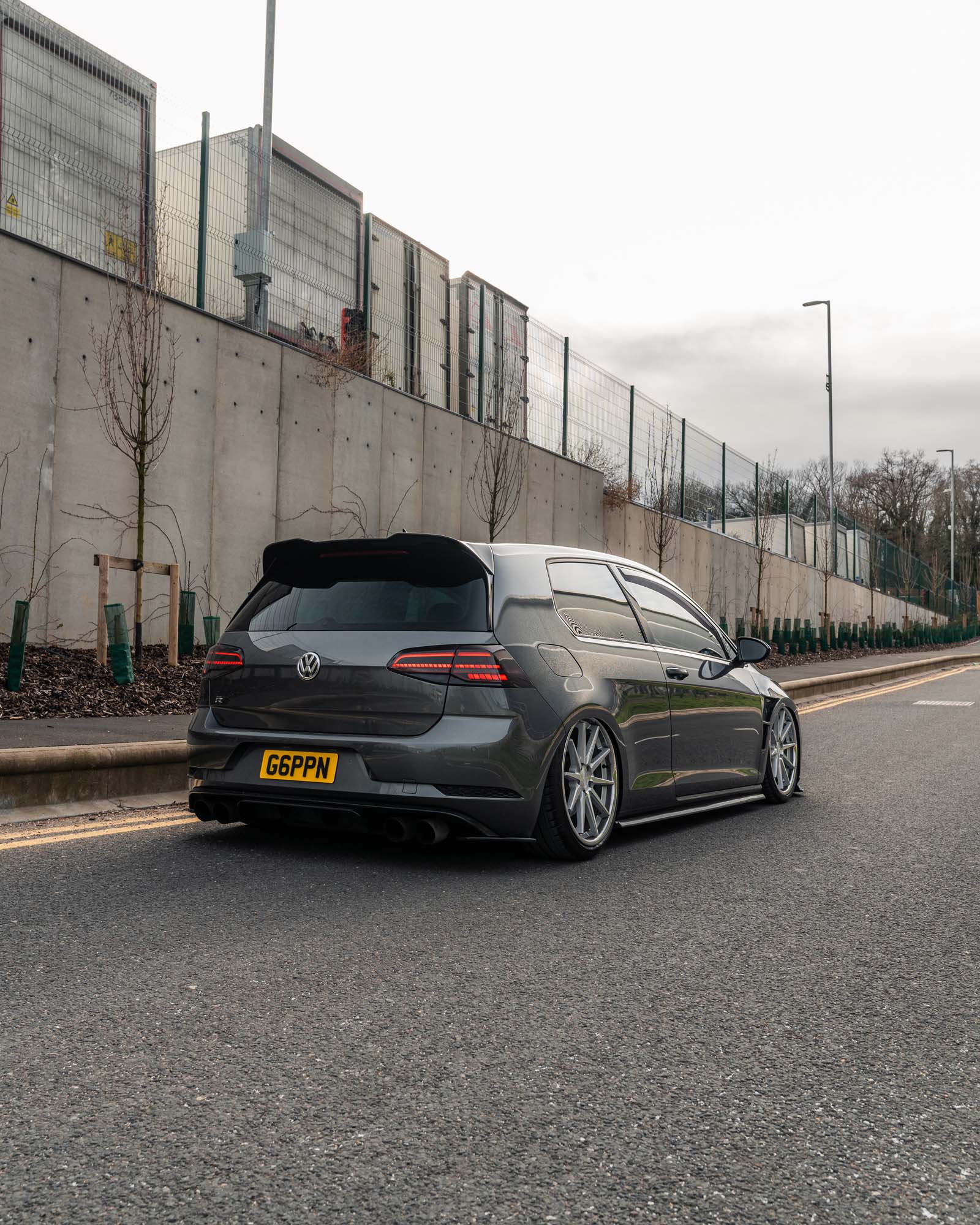 VW Golf R Mk7.5 EVO - 1 Gloss Black Rear Diffuser by ZAERO (2017 - 2020) - AUTOID - Rear Diffusers - Zaero Design